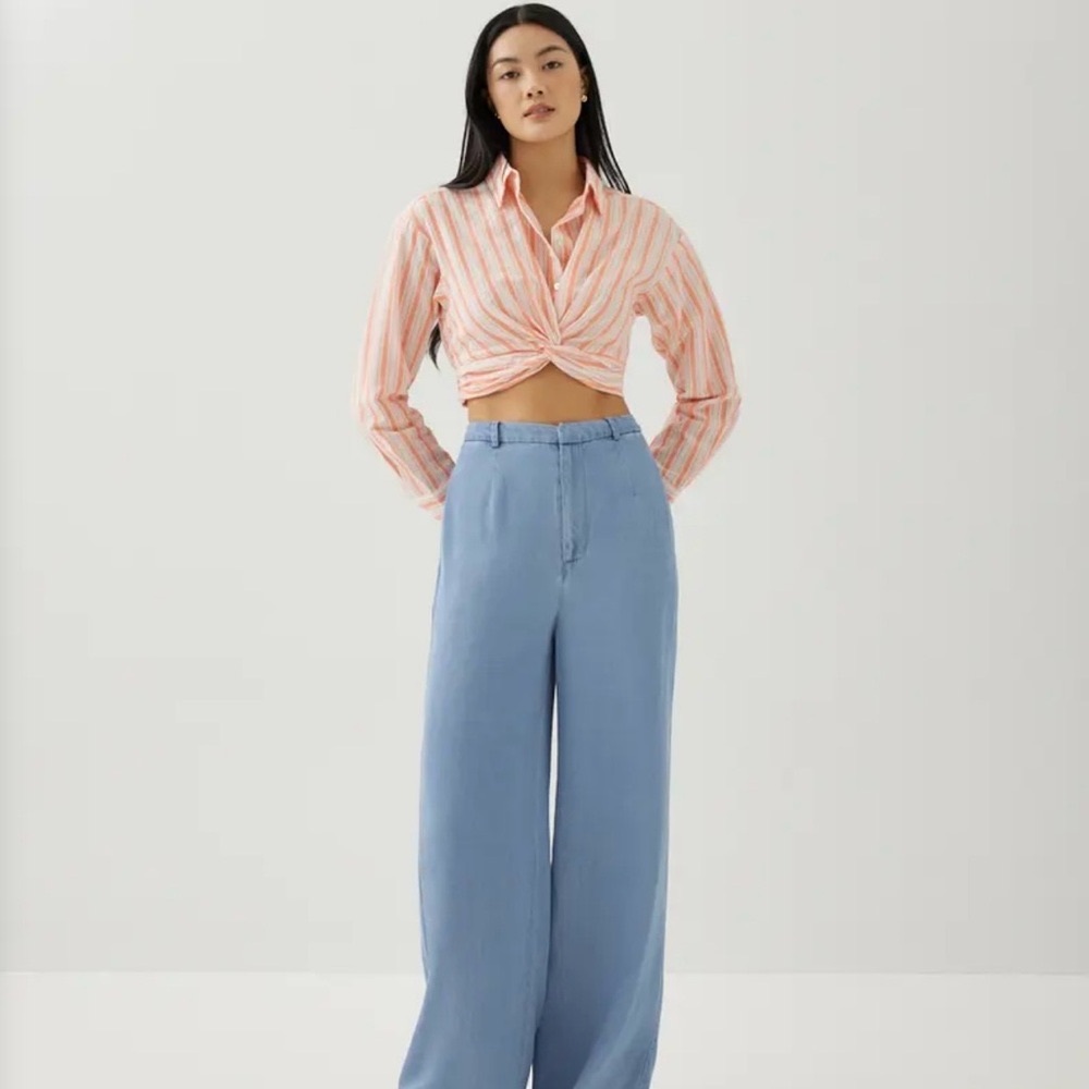 NWT Love, Bonito Lany Chambray Straight Leg Pants Size 25